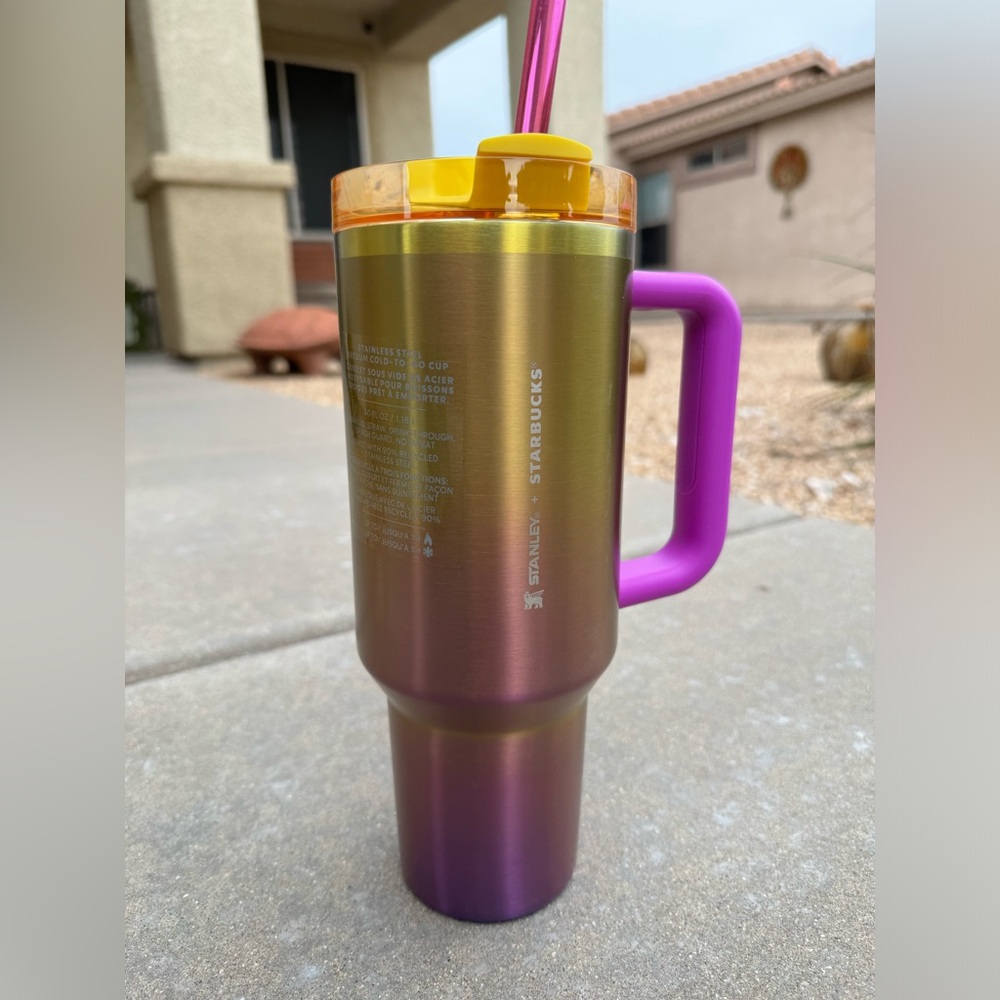 40 oz 2024 Starbucks Stanley Sunset Gradient